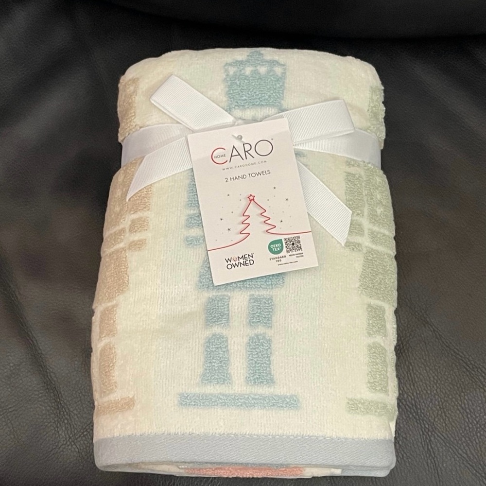 CARO HOME, Nutcracker Hand Towels, Set of 2